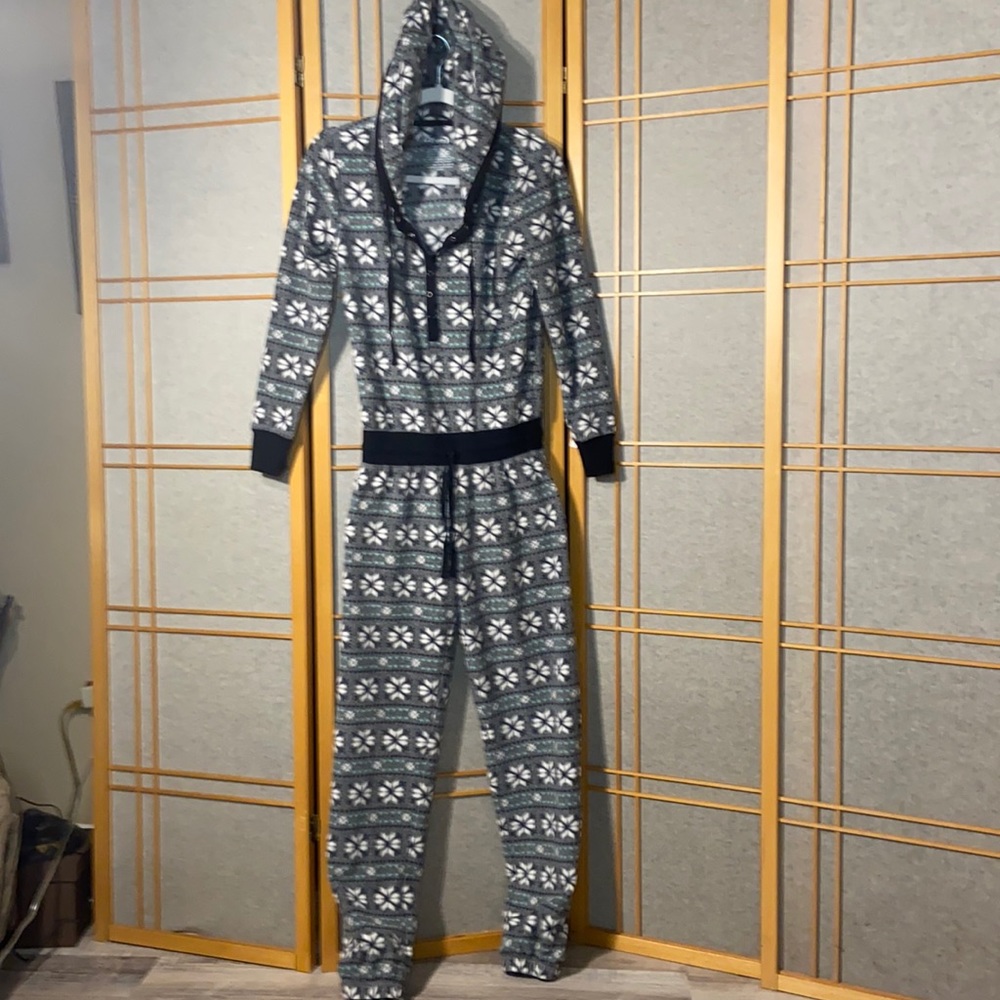 Half Moon pajamas onesie w/ hoodie